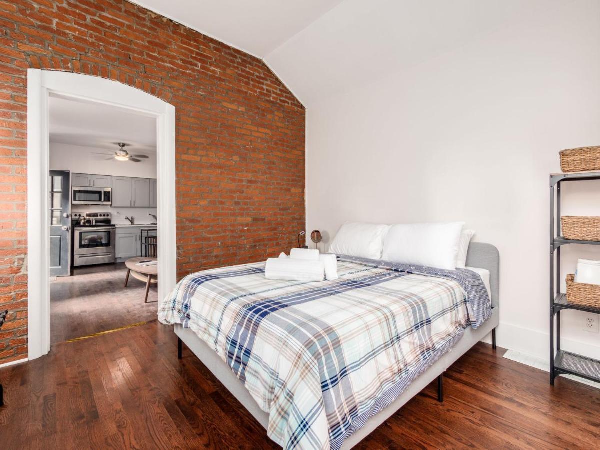 Cute German Village Lil’haus/sleeps4/petsok Columbus